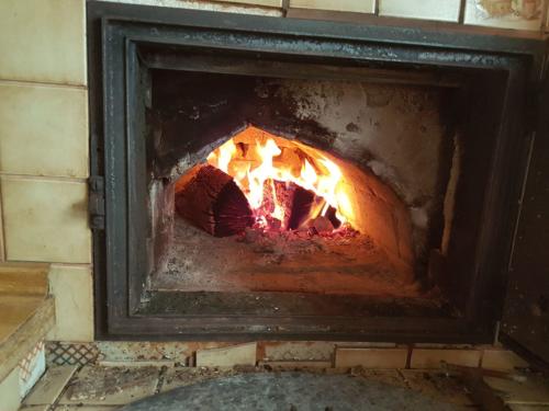 Oven from kitchenside